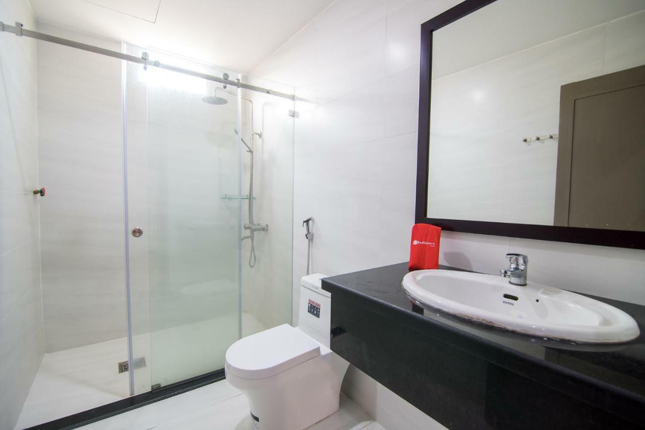Reddoorz Plus Near Tan Dinh Market Ho Şi Min Exterior foto